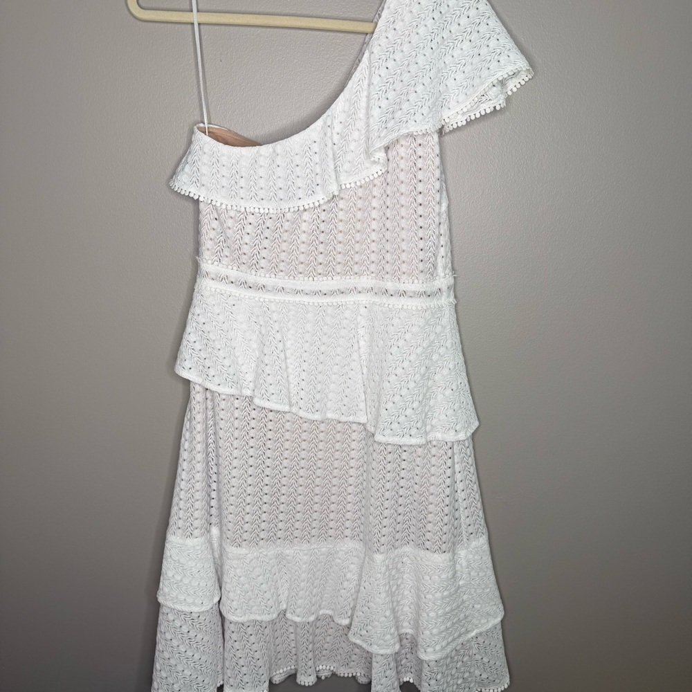Adelyn Rae Trixie - White One-Shoulder Dress NWT Size Large - Picture 8 of 12